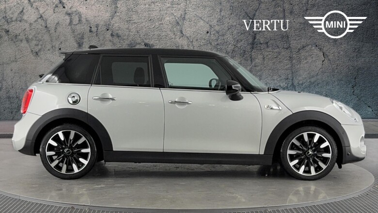 MINI Hatchback 2.0 Cooper S 5dr Petrol Hatchback